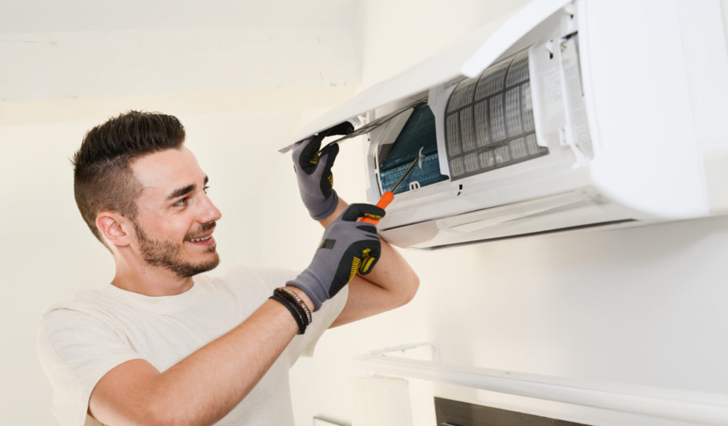 Do You Hire Professionals for Heating and Air Conditioning Repair in Fort Worth, TX?