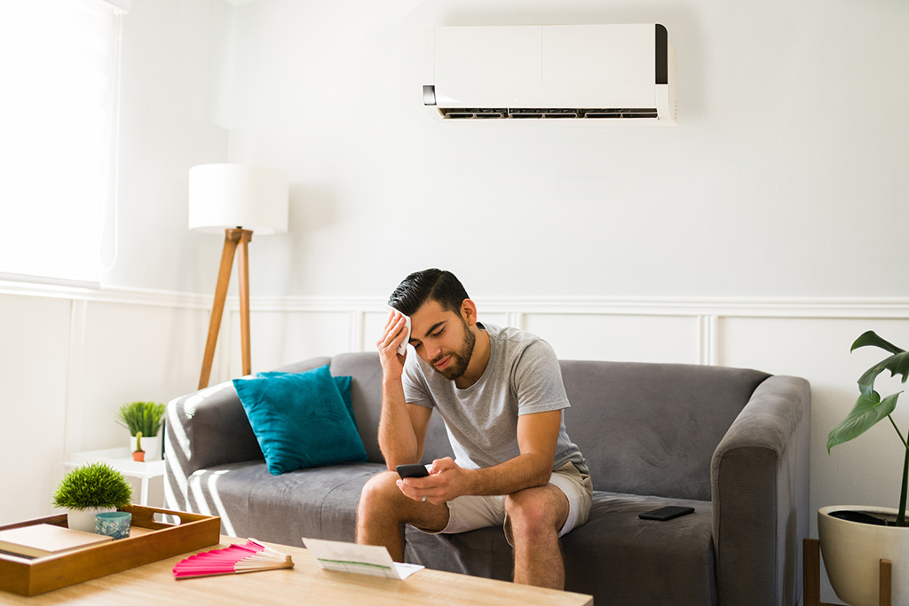 Urgent AC Issues That Require Emergency Heating And AC Repair Service | North Richland Hills, TX
