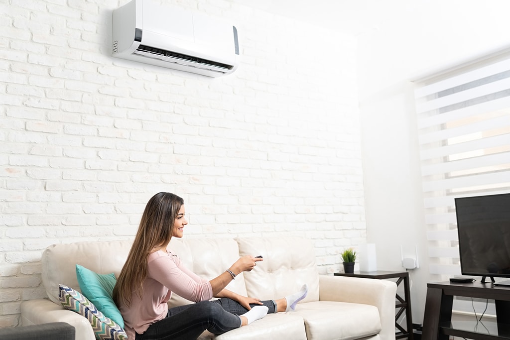 Comparing Ducted vs Ductless HVAC Systems