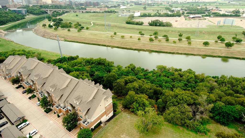 Trinity River in Fort Worth, TX and multi family building in need of Multi-Family Heating Systems.