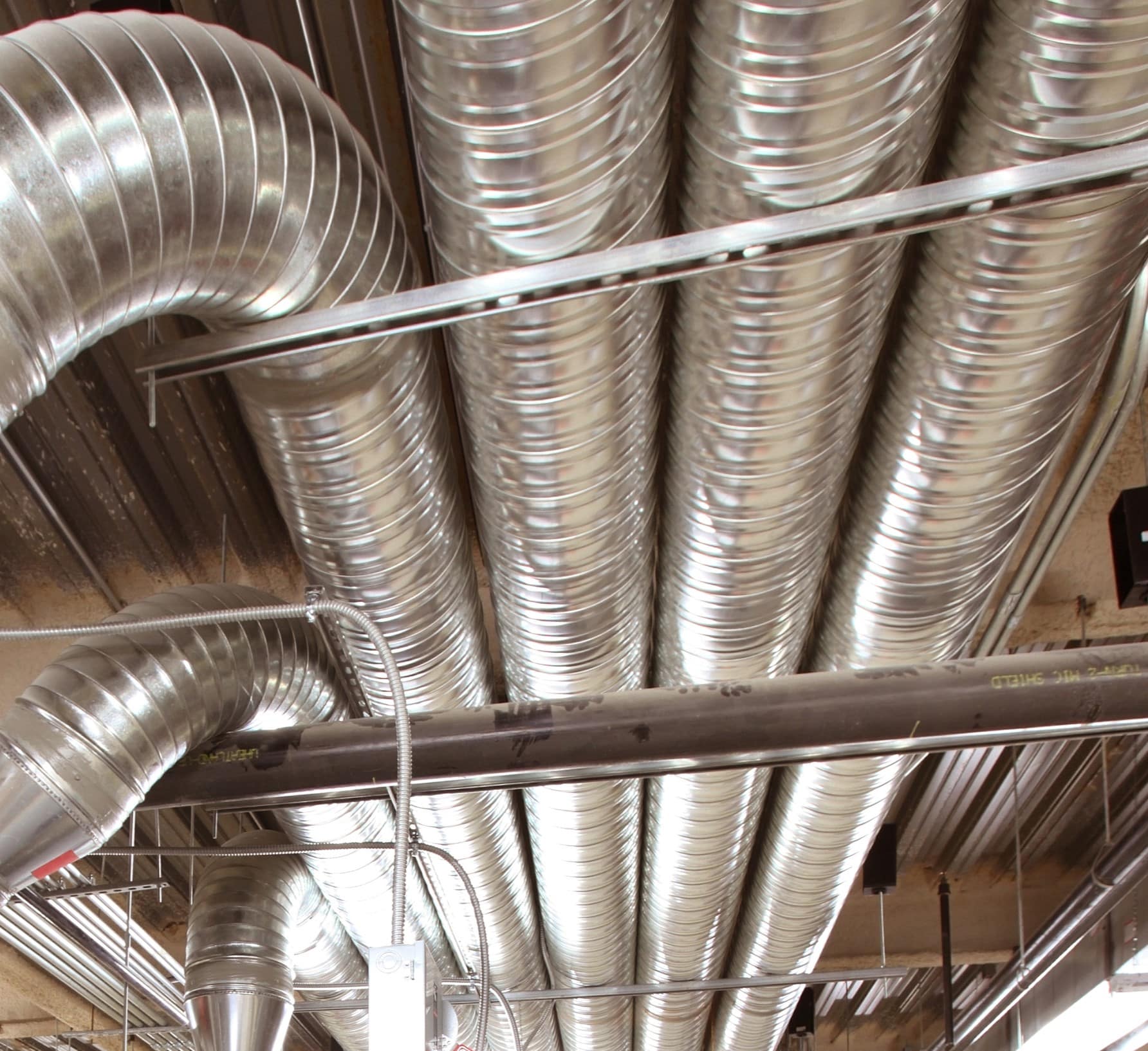 High efficiency HVAC system and duct work, HVAC Energy Recycling.