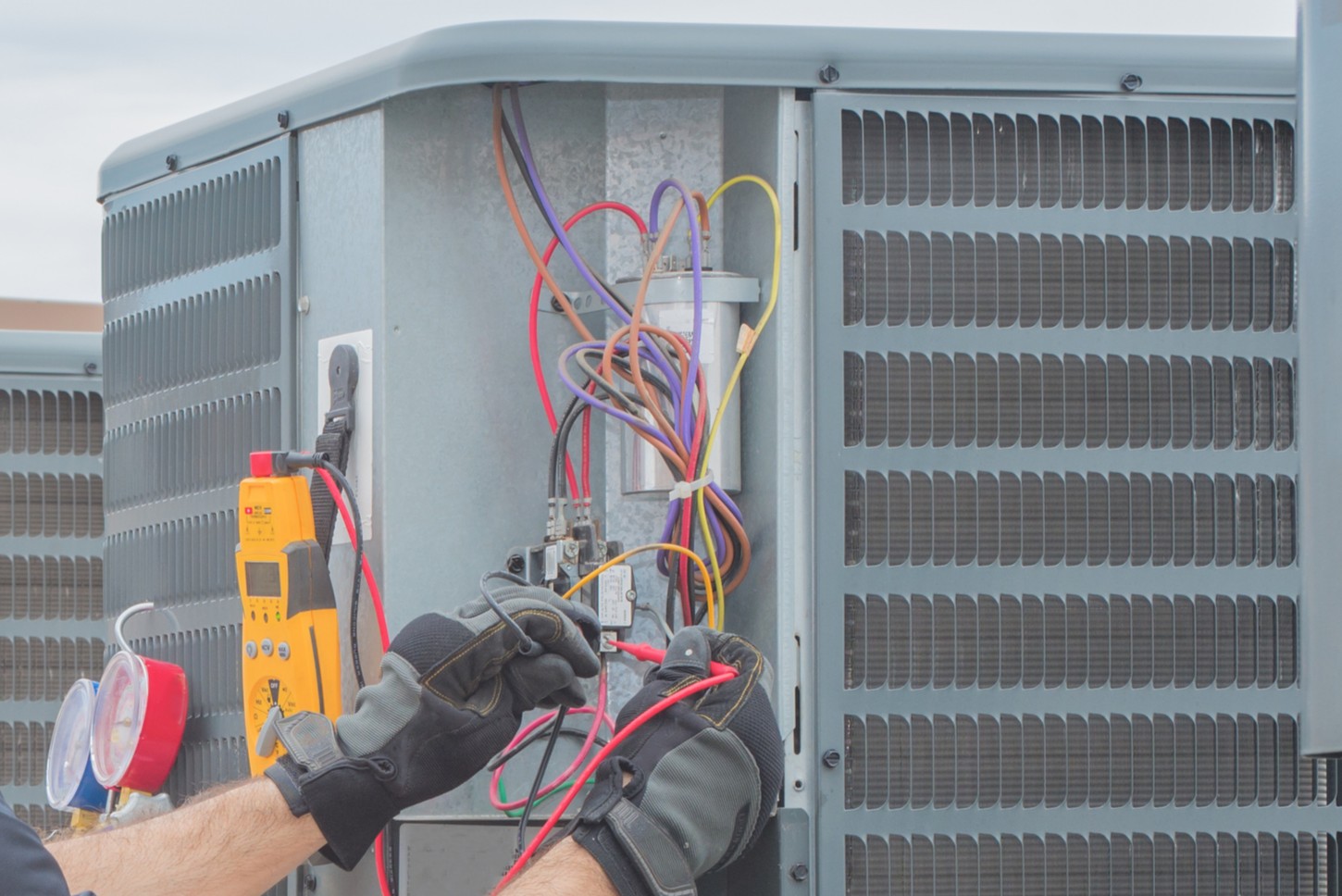 Capacitor replacement, Bad AC capacitor.
