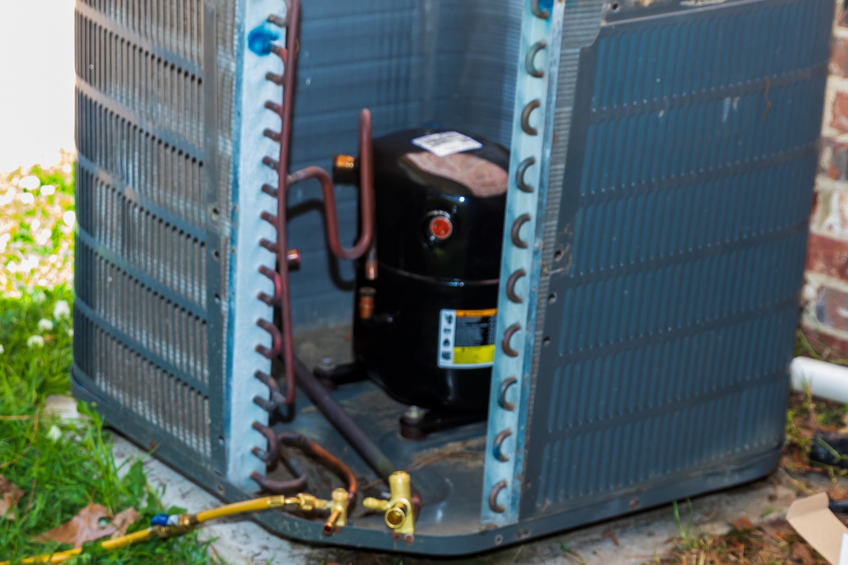 What is crankcase heater check.